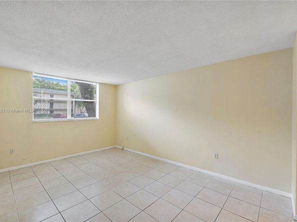9091 Lime Bay Blvd 110, Tamarac FL 33321