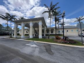 2442 NE 3rd Ct, Homestead FL 33033