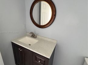 12035 SW 14th St 105, Miami FL 33184