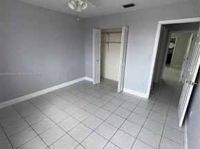 12035 SW 14th St 105, Miami FL 33184
