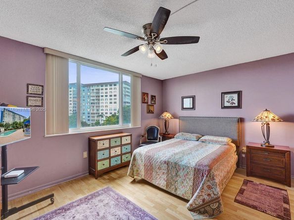 4001 Hillcrest Dr 403, Hollywood FL 33021