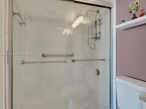 4001 Hillcrest Dr 403, Hollywood FL 33021
