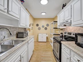 4001 Hillcrest Dr 403, Hollywood FL 33021