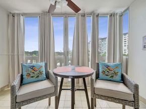 4001 Hillcrest Dr 403, Hollywood FL 33021