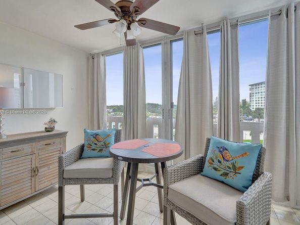 4001 Hillcrest Dr 403, Hollywood FL 33021