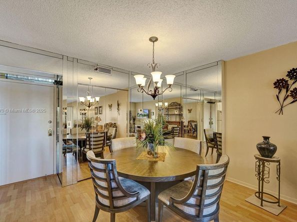 4001 Hillcrest Dr 403, Hollywood FL 33021