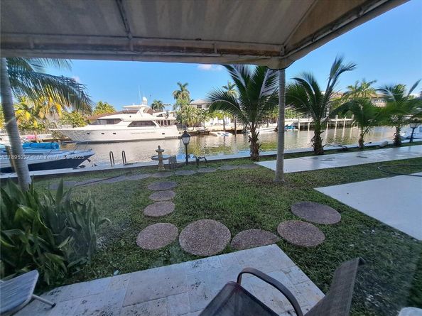 2935 NE 163rd St 2Q, North Miami Beach FL 33160