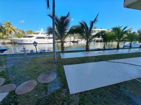 2935 NE 163rd St 2Q, North Miami Beach FL 33160