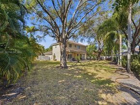 1521 NW 178th Ter, Pembroke Pines FL 33029
