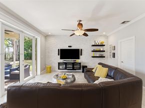 1521 NW 178th Ter, Pembroke Pines FL 33029