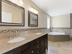 1521 NW 178th Ter, Pembroke Pines FL 33029