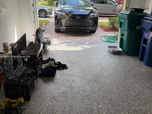 424 NE 194th Ter, Miami FL 33179