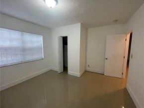 1079 NW 112th Ter, Miami FL 33168