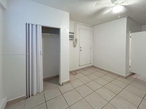 1079 NW 112th Ter, Miami FL 33168