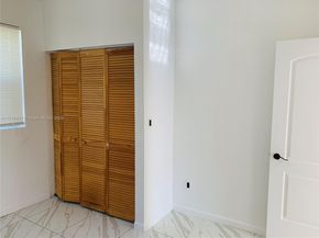 1079 NW 112th Ter, Miami FL 33168