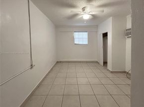 1079 NW 112th Ter, Miami FL 33168