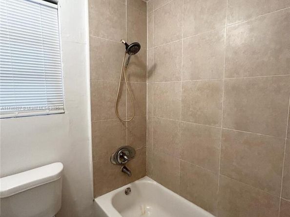 1079 NW 112th Ter, Miami FL 33168