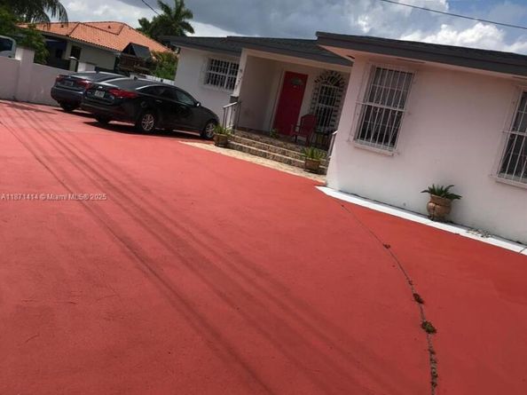 375 E Okeechobee Rd, Hialeah FL 33010