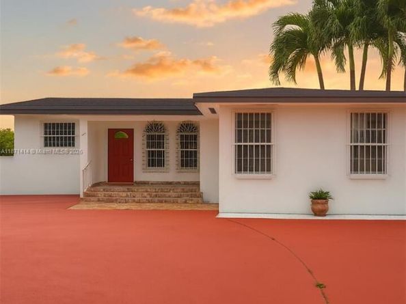 375 E Okeechobee Rd, Hialeah FL 33010