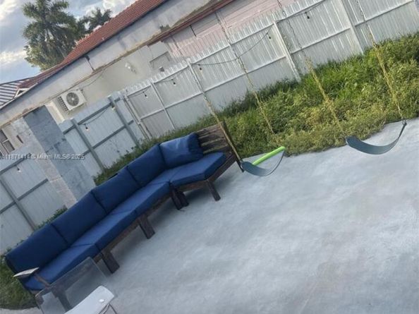375 E Okeechobee Rd, Hialeah FL 33010