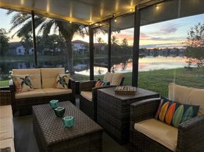 2002 NW 184th Way, Pembroke Pines FL 33029
