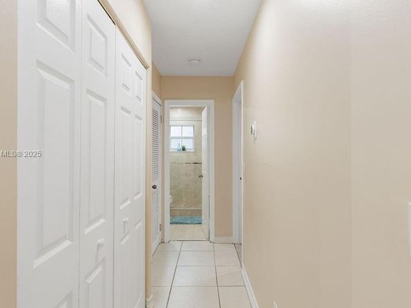 2002 NW 184th Way, Pembroke Pines FL 33029