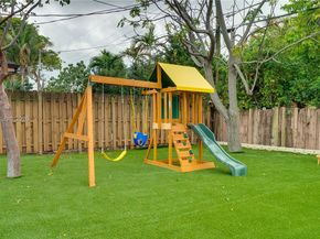 5157 NE 6th Ave, Oakland Park FL 33334