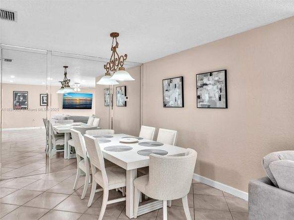 8970 Johnson St, Pembroke Pines FL 33024