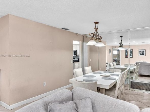 8970 Johnson St, Pembroke Pines FL 33024