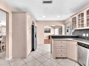 8970 Johnson St, Pembroke Pines FL 33024