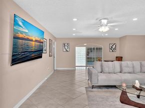 8970 Johnson St, Pembroke Pines FL 33024