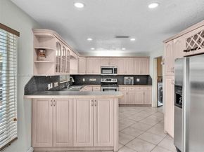 8970 Johnson St, Pembroke Pines FL 33024