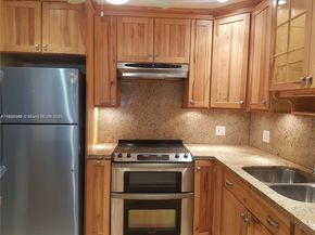 253 S Cypress Rd 237, Pompano Beach FL 33060