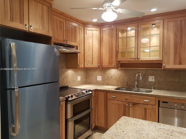 253 S Cypress Rd 237, Pompano Beach FL 33060