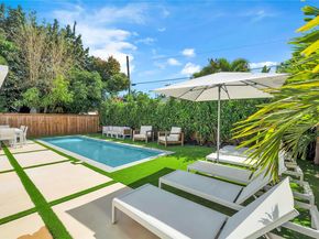 520 NW 41st St, Miami FL 33127