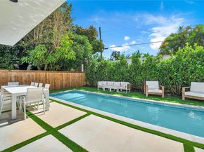 520 NW 41st St, Miami FL 33127