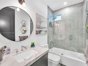 520 NW 41st St, Miami FL 33127