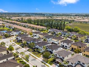 3542 W 93rd Pl, Hialeah FL 33018