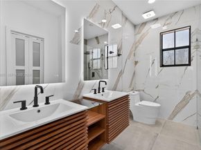 3542 W 93rd Pl, Hialeah FL 33018