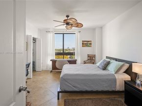 Undisclosed Address #A11956811, Fort Lauderdale FL 33301