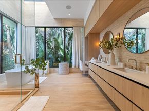 1510 W 23rd St, Miami Beach FL 33140