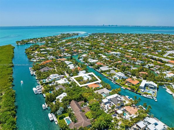 161 Cape Florida Dr, Key Biscayne FL 33149