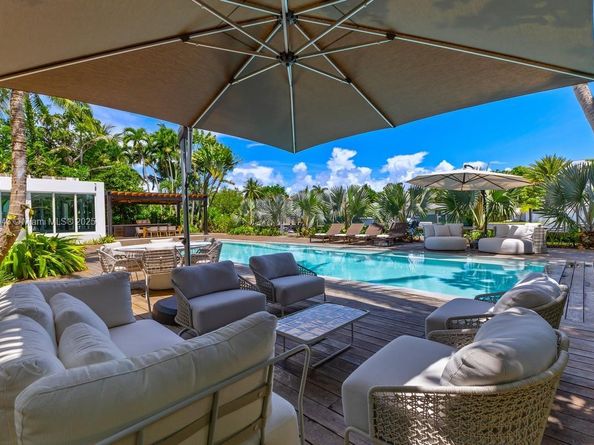 161 Cape Florida Dr, Key Biscayne FL 33149