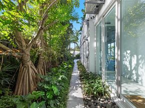 161 Cape Florida Dr, Key Biscayne FL 33149