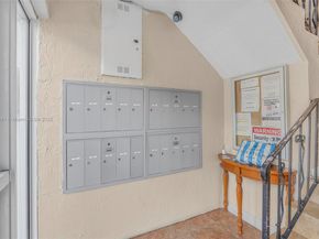 1555 Pennsylvania Ave 209, Miami Beach FL 33139