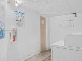 1555 Pennsylvania Ave 209, Miami Beach FL 33139