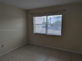 3948 NE 169th St 203, North Miami Beach FL 33160
