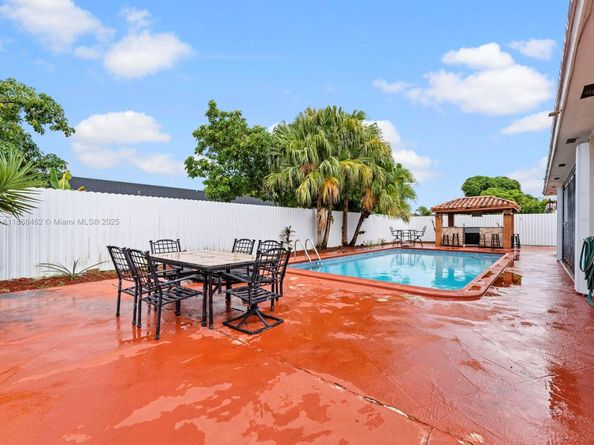 10820 SW 171st St, Miami FL 33157