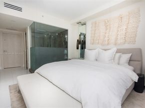 92 SW 3rd St 1711, Miami FL 33130