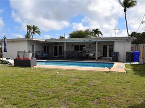 5317 Van Buren St, Hollywood FL 33021